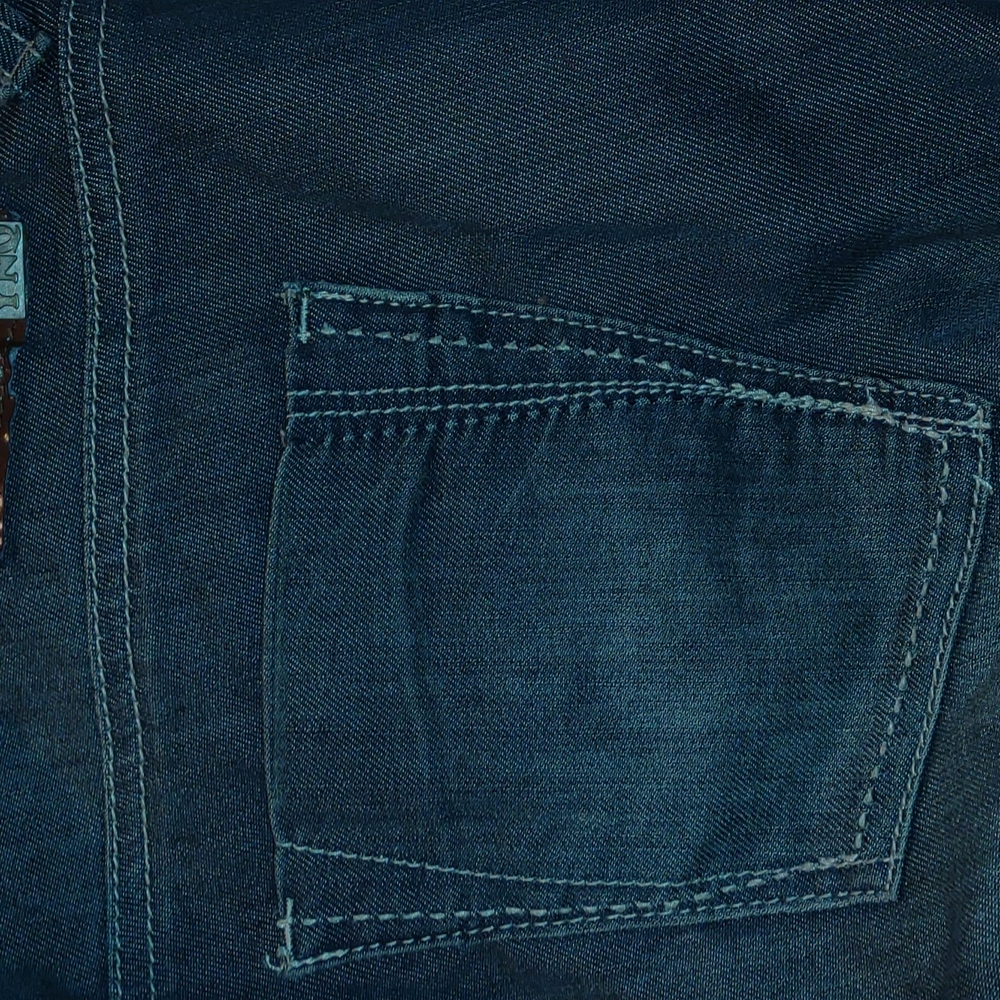 YNQ 9 Distressed Jeans - Picture 8 of 15